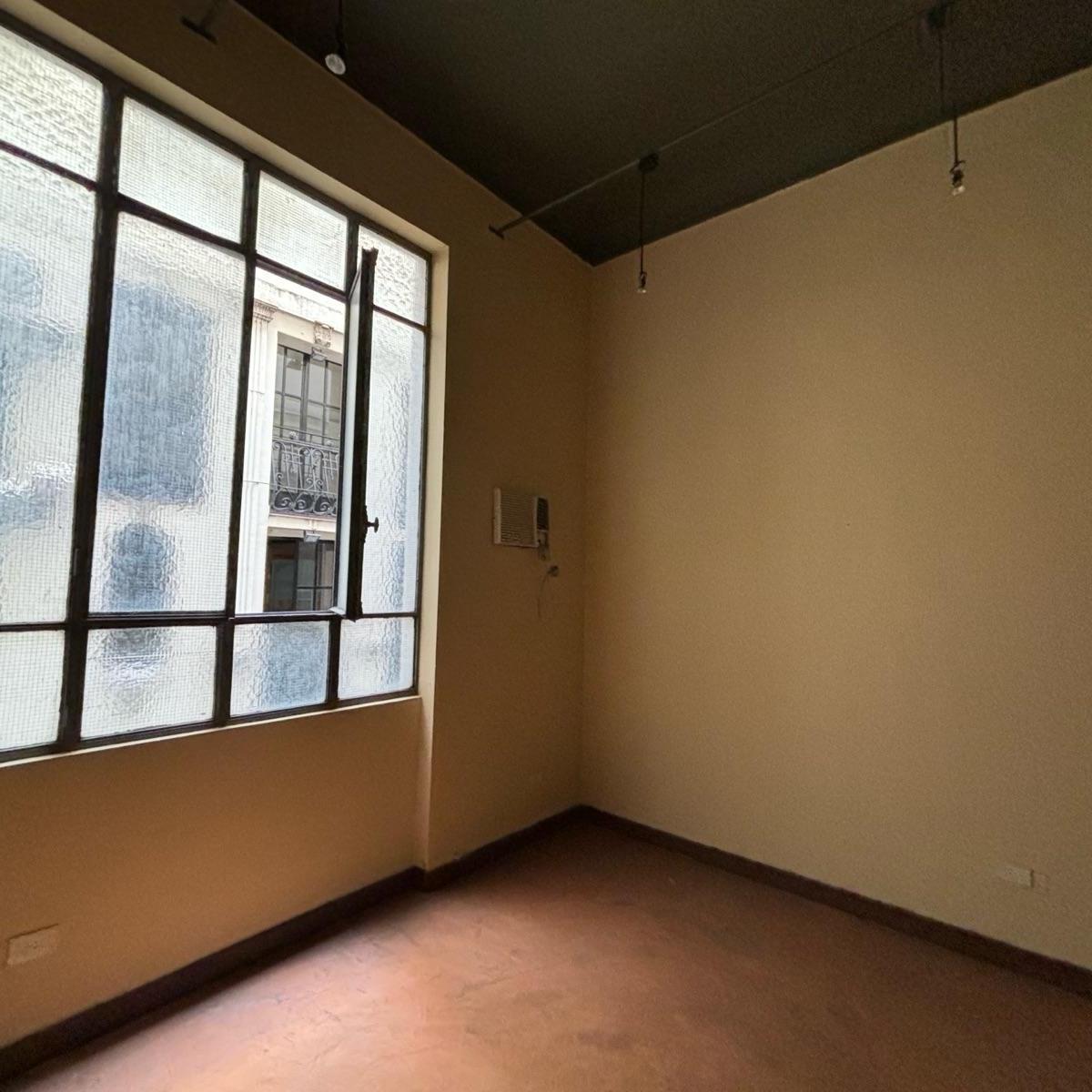 Excelente Semi Piso de Oficina en Venta 5