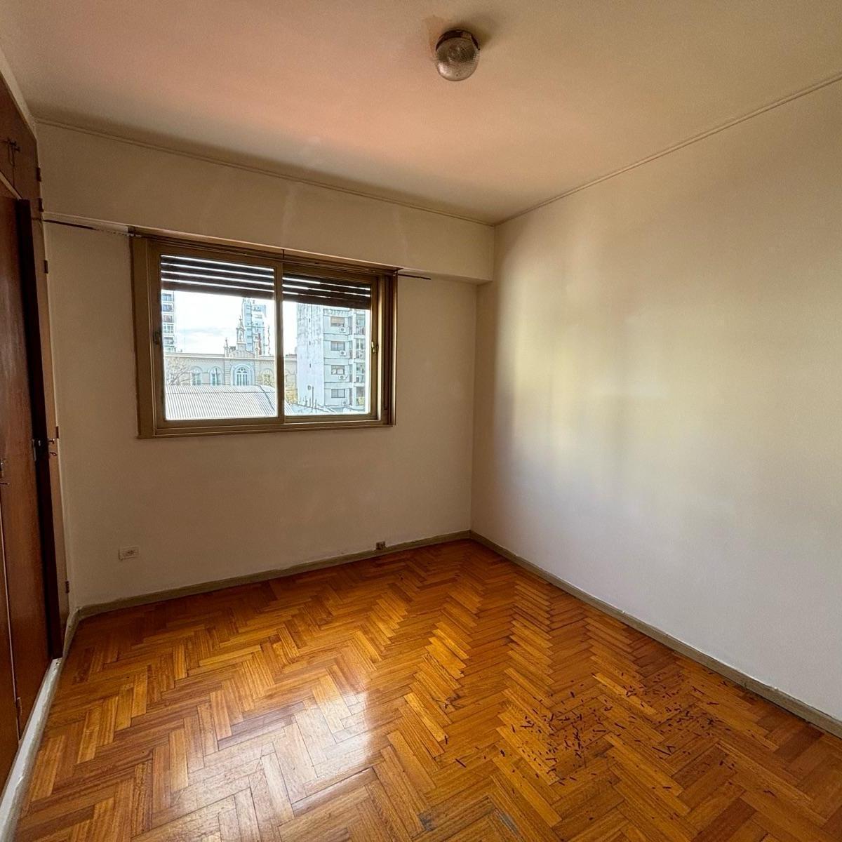 Excelente Semipiso de 4 Ambientes en Caballito 4