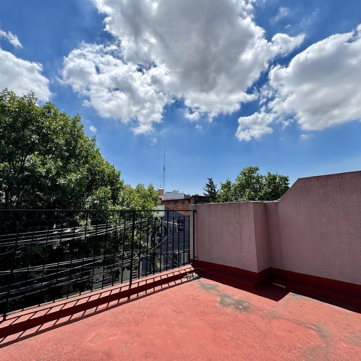 Venta Casa Caballito - Dos Plantas - Terraza - Garaje 5