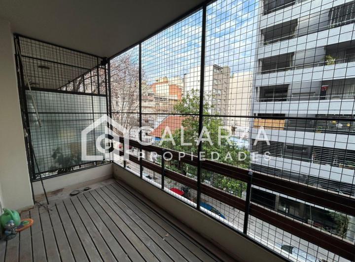Departamento 3 ambientes con cochera en caballito a metros de Av Pedro Goyena 2