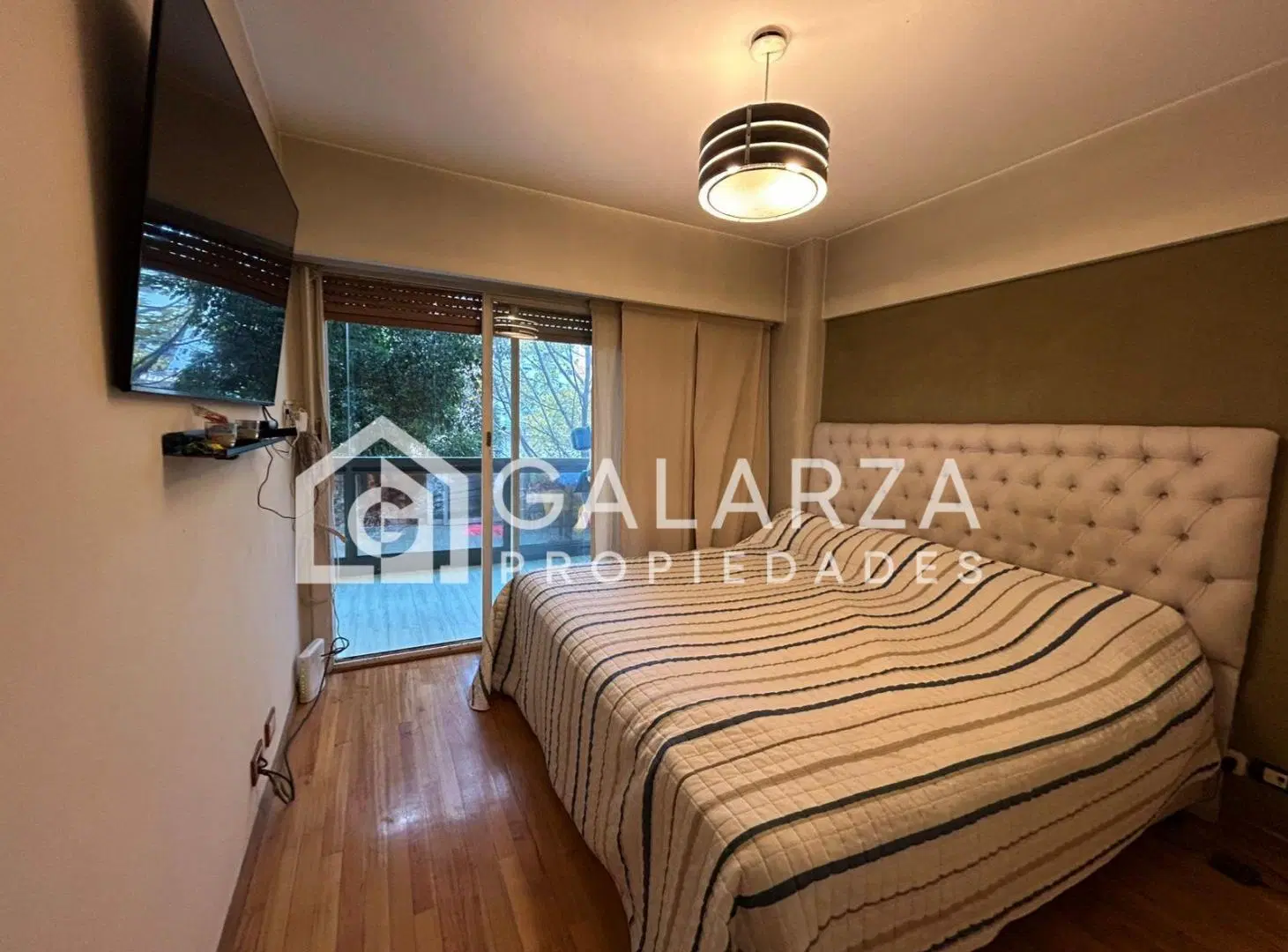 Venta Sin Reubicar - Gran Departamento 3 Ambientes Reciclado con Cochera 5