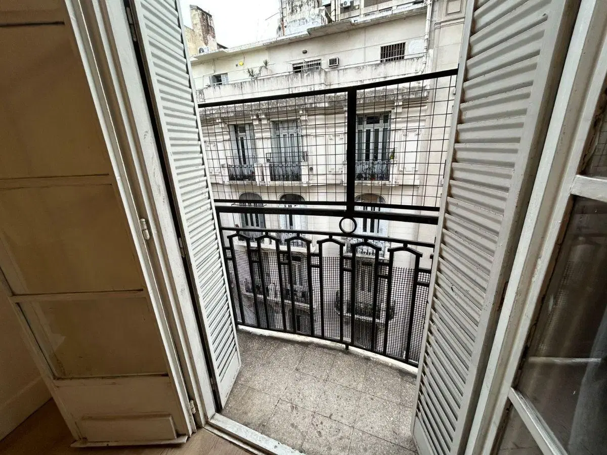 Venta No Condicionada - Departamento 2 Ambientes Estilo Frances en San Nicolas 5