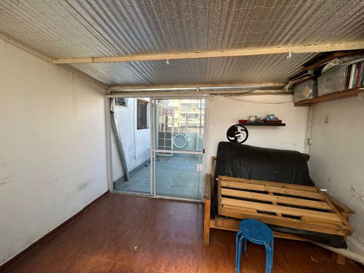 Precio Actualizado - Amplio Departamento de un Ambiente y Medio en Venta. 2