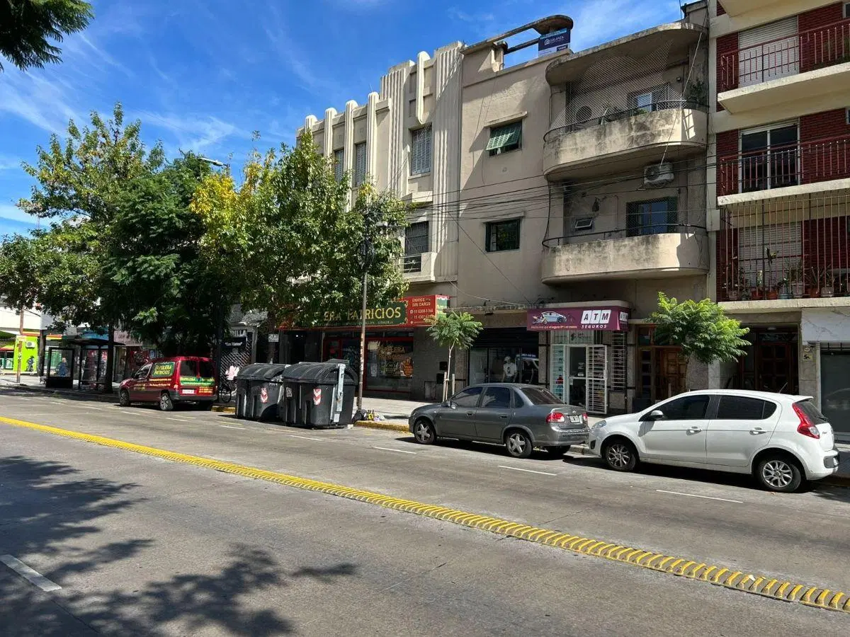Precio Actualizado - Amplio Departamento de un Ambiente y Medio en Venta. 5