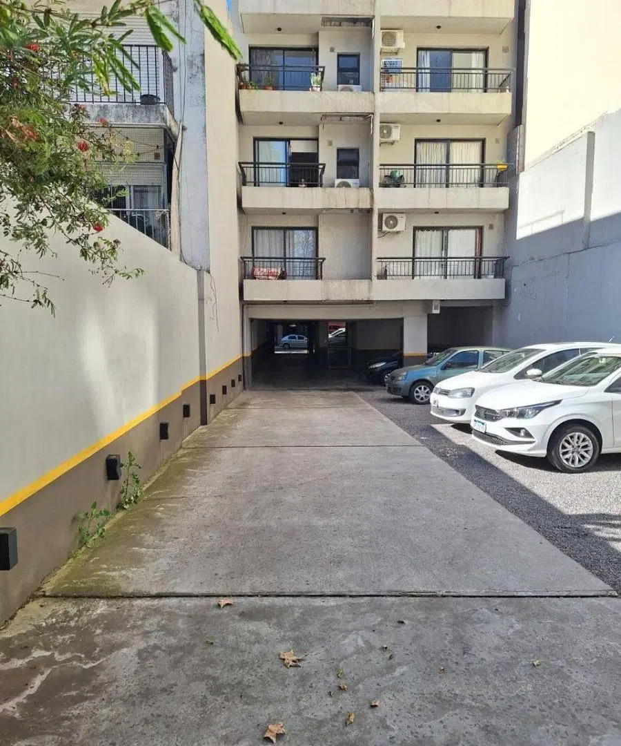 COCHERA EN VENTA VILLA URQUIZA 2