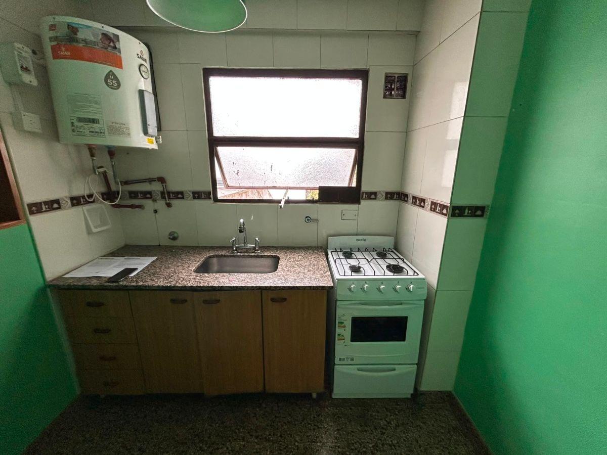 Foto de Amplio monoambiente dividido con balcon en centro de caballito, imagen 5