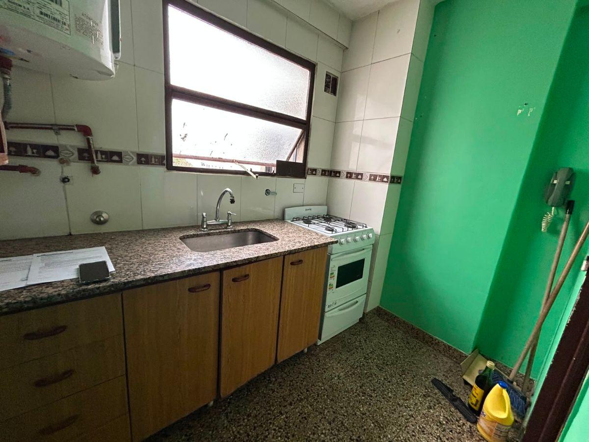 Foto de Amplio monoambiente dividido con balcon en centro de caballito, imagen 2