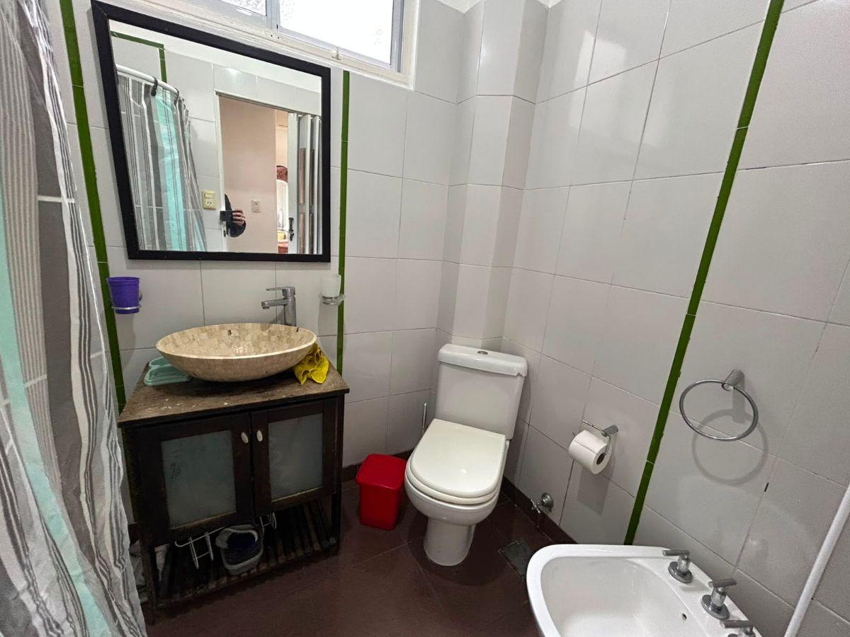 Foto de DEPARTAMENTO 2 AMBIENTES RECICLADO., imagen 3