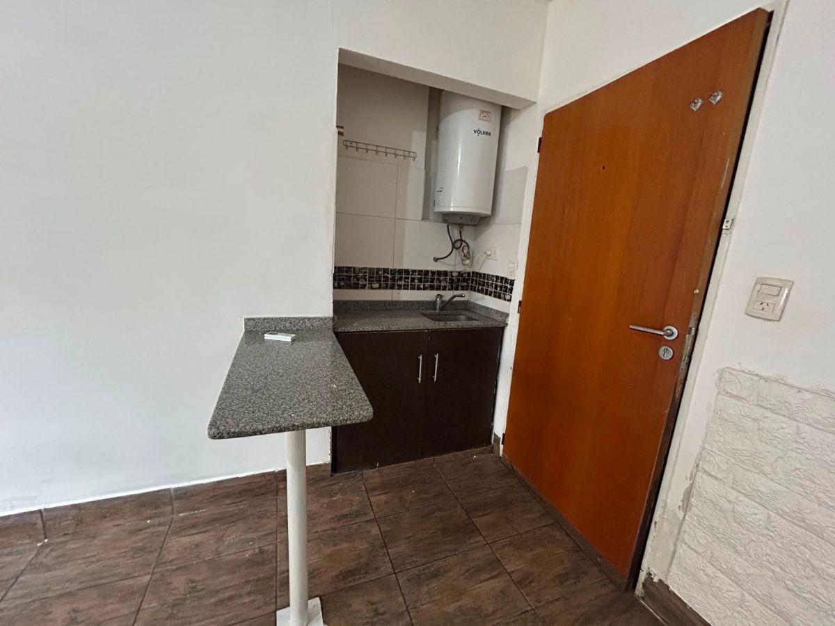 Foto de Monoambiente en alquiler en Caballito Sur, imagen 4