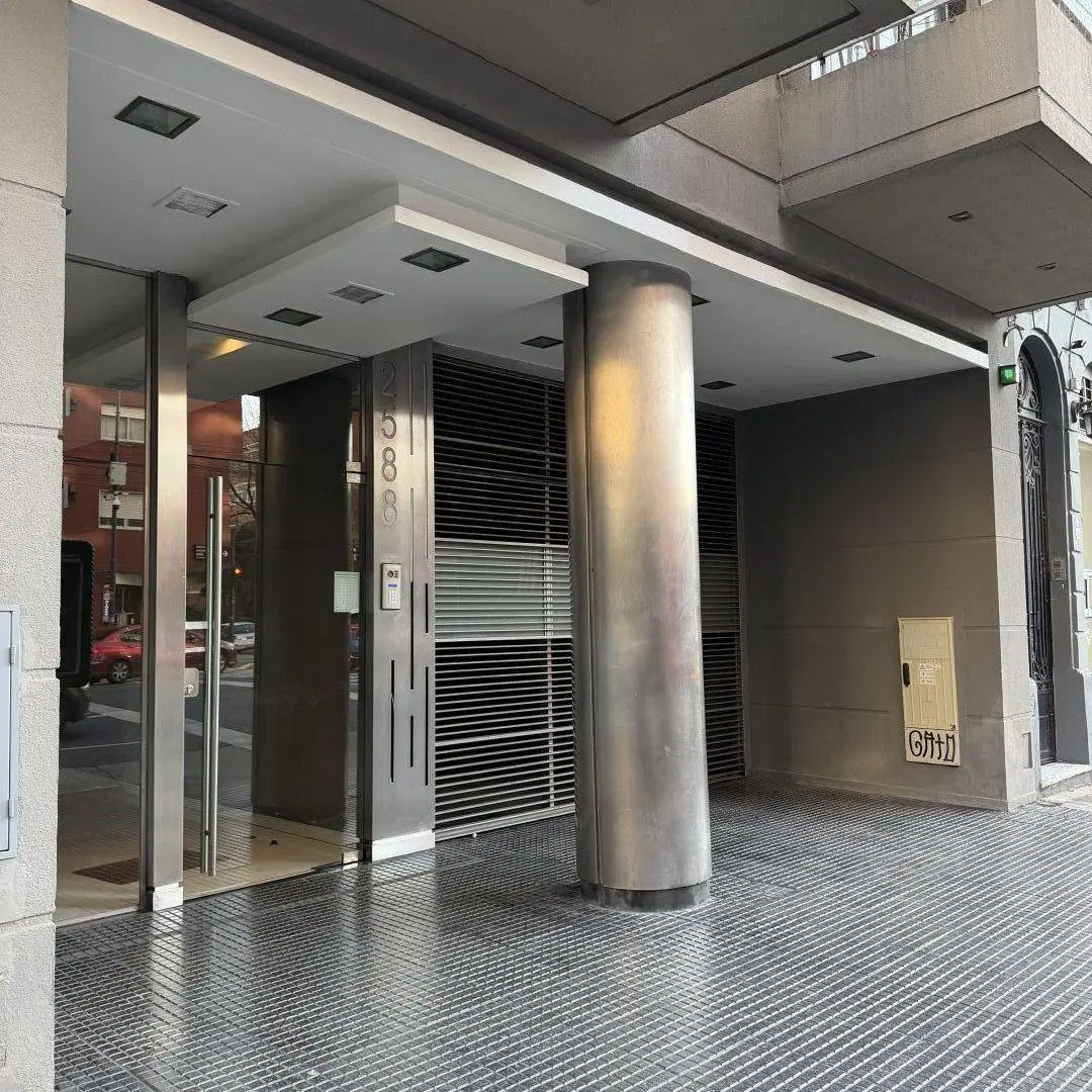 Oportunidad Inversor - Monoambiente Con Amenities Premium - Av Independencia Al 2