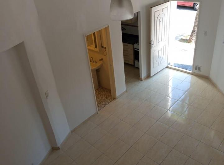 Alquilo PH renovado a NUEVO!!! SIN EXPENSAS con entrepiso y baulera 1