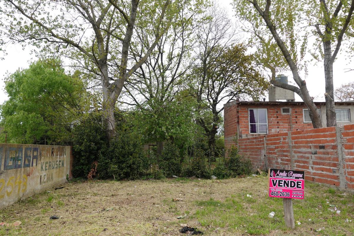 Terreno a La Venta en Calle Antibes Entre Av Cartagena y Bariloche 5