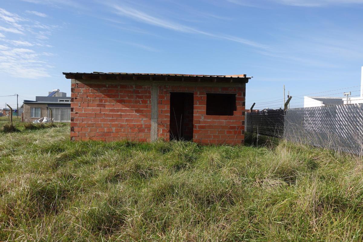 Terreno con Mejoras en Barrio Camet Norte, Santa Clara del Mar 1