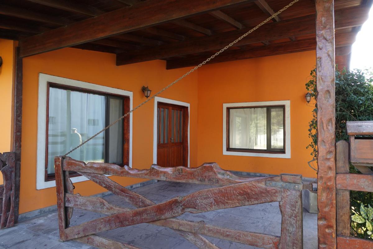 Tres Locales y Una Cabaña en Barrio Atlántida, Santa Clara del Mar 5