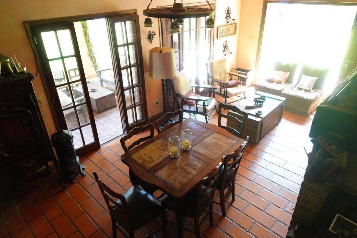 Dos Encantadores Chalets Independientes a La Venta en Santa Clara del Mar 2