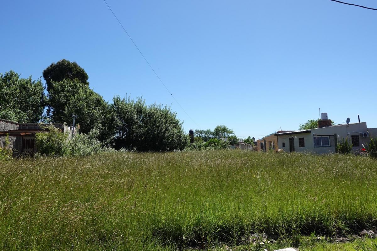 Terreno en Barrio Santa Elena 4