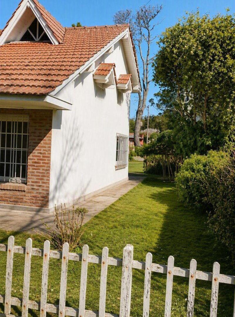 Foto de CASA EN VENTA – RESERVA FORESTAL ATLÁNTIDA, imagen 2