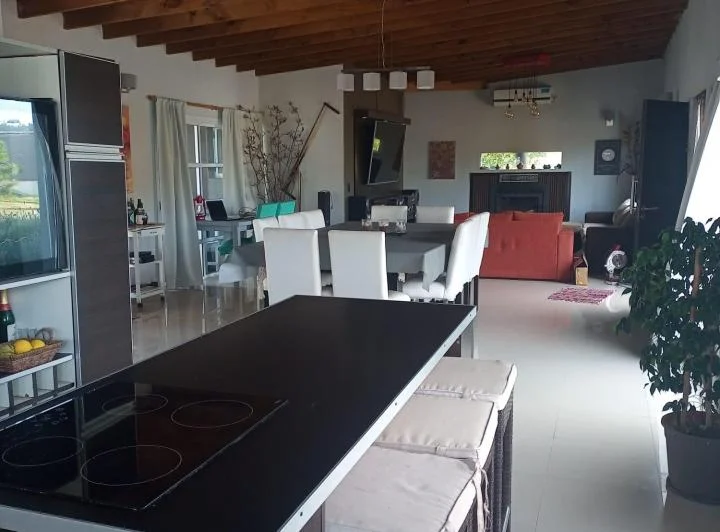 Alquiler Casa Costa Esmeralda Res 1, 8 pax 2