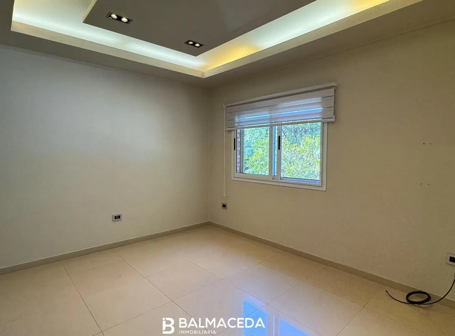 DEPARTAMENTO EN ESQUINA 1ER PISO 3