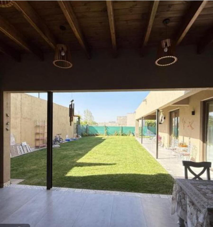 Excepcional Casa en Venta Barrio Alba de Tanqay 3