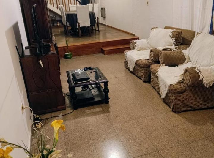 Casa en Venta  Bº FUCHS cerca de Palmares GODOY CRUZ 2