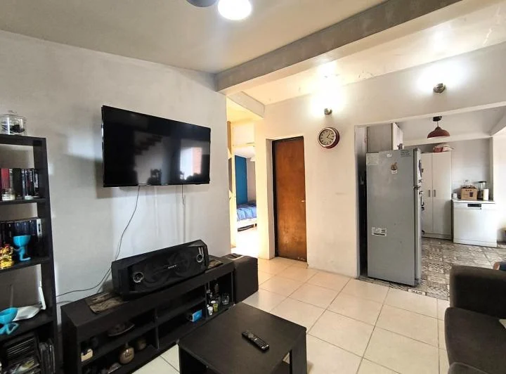 Hermosa Casa en Venta 4 dormitorios, Godoy Cruz Mendoza 3