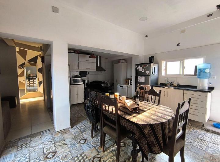 Hermosa Casa en Venta 4 dormitorios, Godoy Cruz Mendoza 4