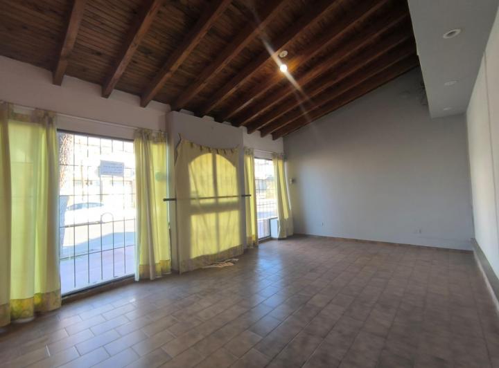Casa en Venta 4 dormitorios, Barrio Trapiche, Godoy Cruz 3