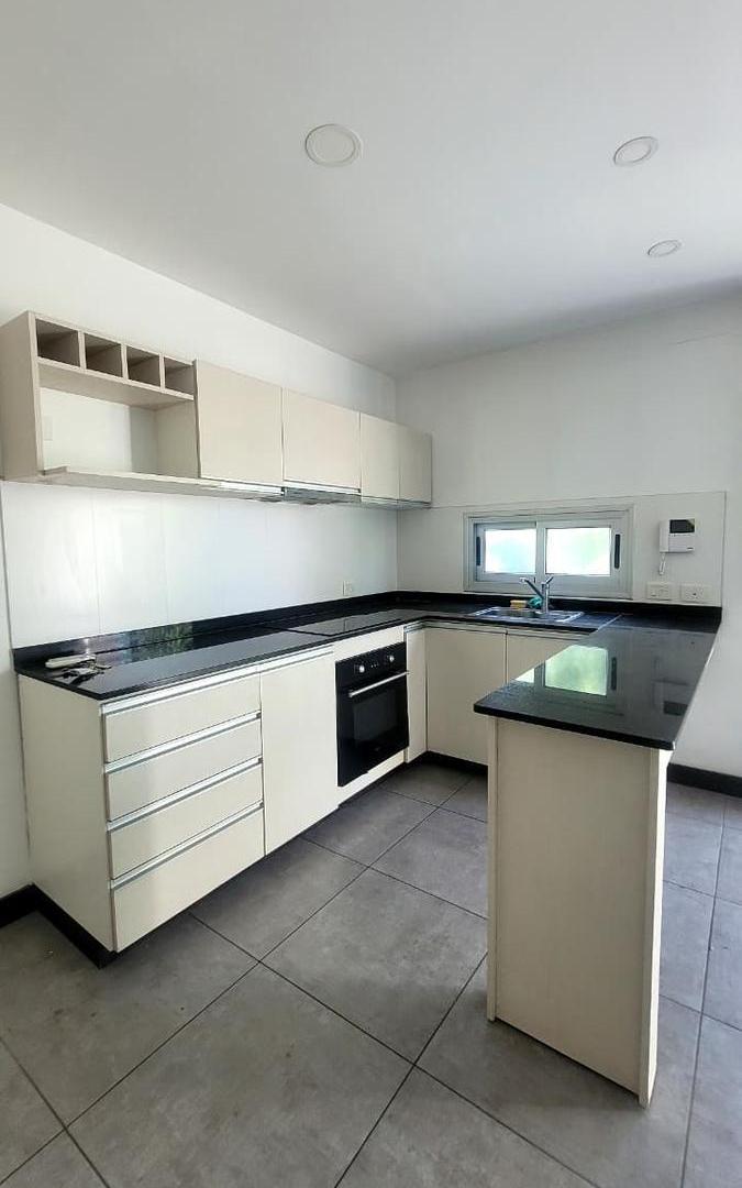 Foto de DEPARTAMENTO 1 DORM. - BOMBAL - GODOY CRUZ, imagen 4