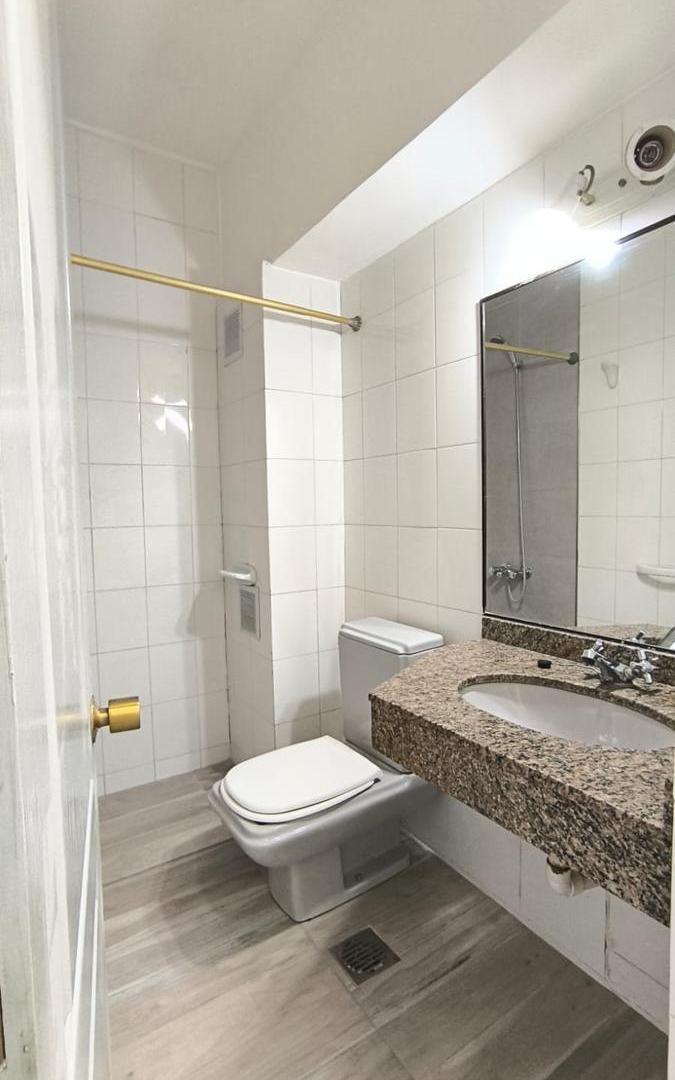 Foto de Oficina en alquiler RECICLADA Edificio Presidente, Capital Mendoza, imagen 3