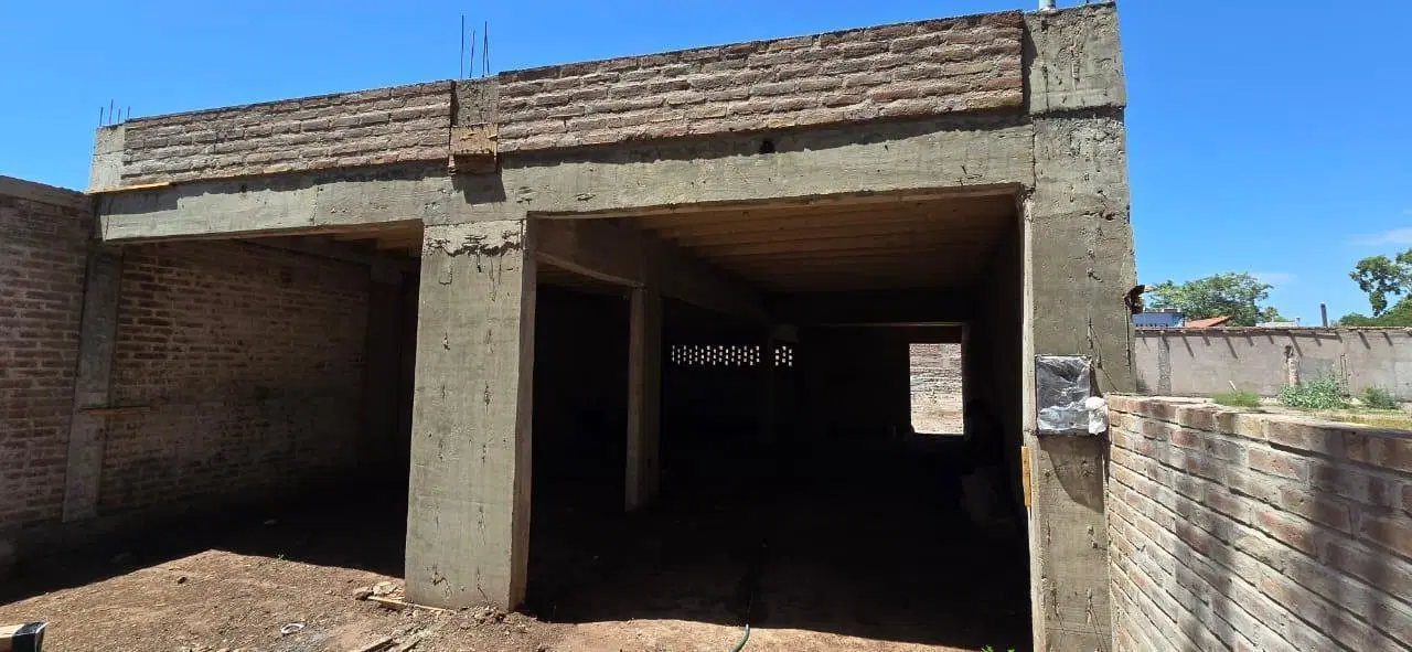Excelente Local Comercial en zona pujante 2