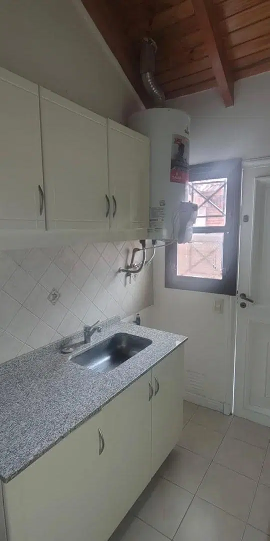Alquiler de Moderno Departamento en Godoy Cruz, limite con Capital 3