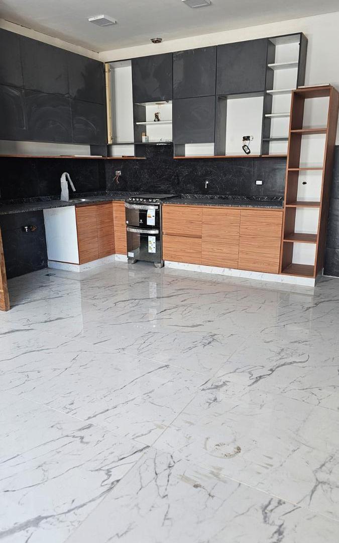 Foto de VENTA DEPARTAMENTO ESTRENAR QUINTA SECCION 1 DOR. COCHERA, imagen 2