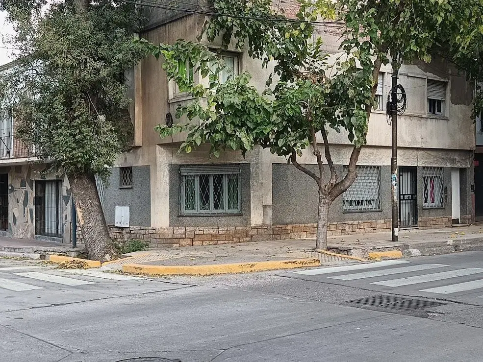 Venta departamento 3 drm. planta baja en cdad capital. 4