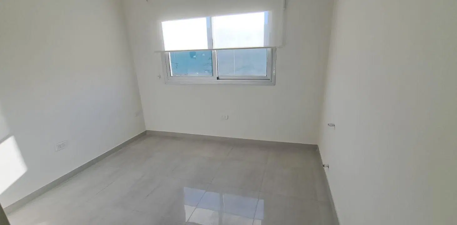 Moderna Casa En Venta – Ubicación Premium en Barrio Ciro de Vieytes 8