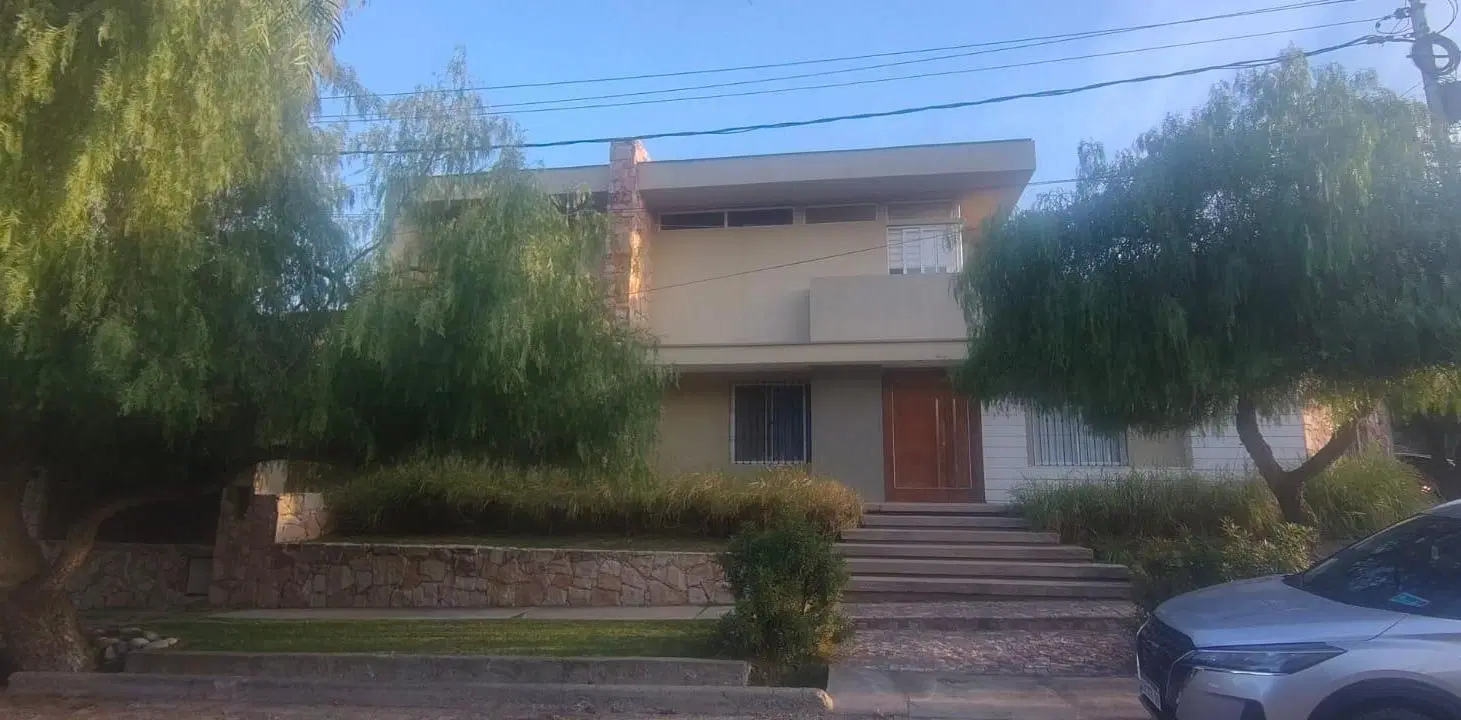 Hermosa Casa en venta en La Puntilla, excelente ubicación en Lujan de Cuyo. 5