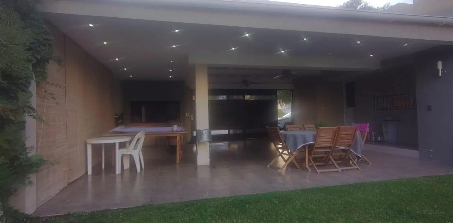 Hermosa Casa en venta en La Puntilla, excelente ubicación en Lujan de Cuyo. 3