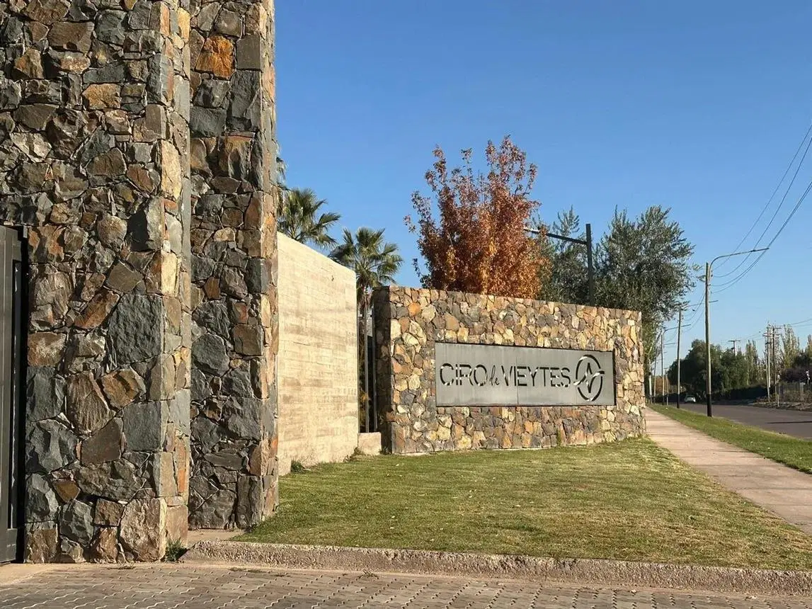 Lote en venta Barrio Privado CIRO DE VIEYTES, Central 500 m2, Maipú, Mendoza 4