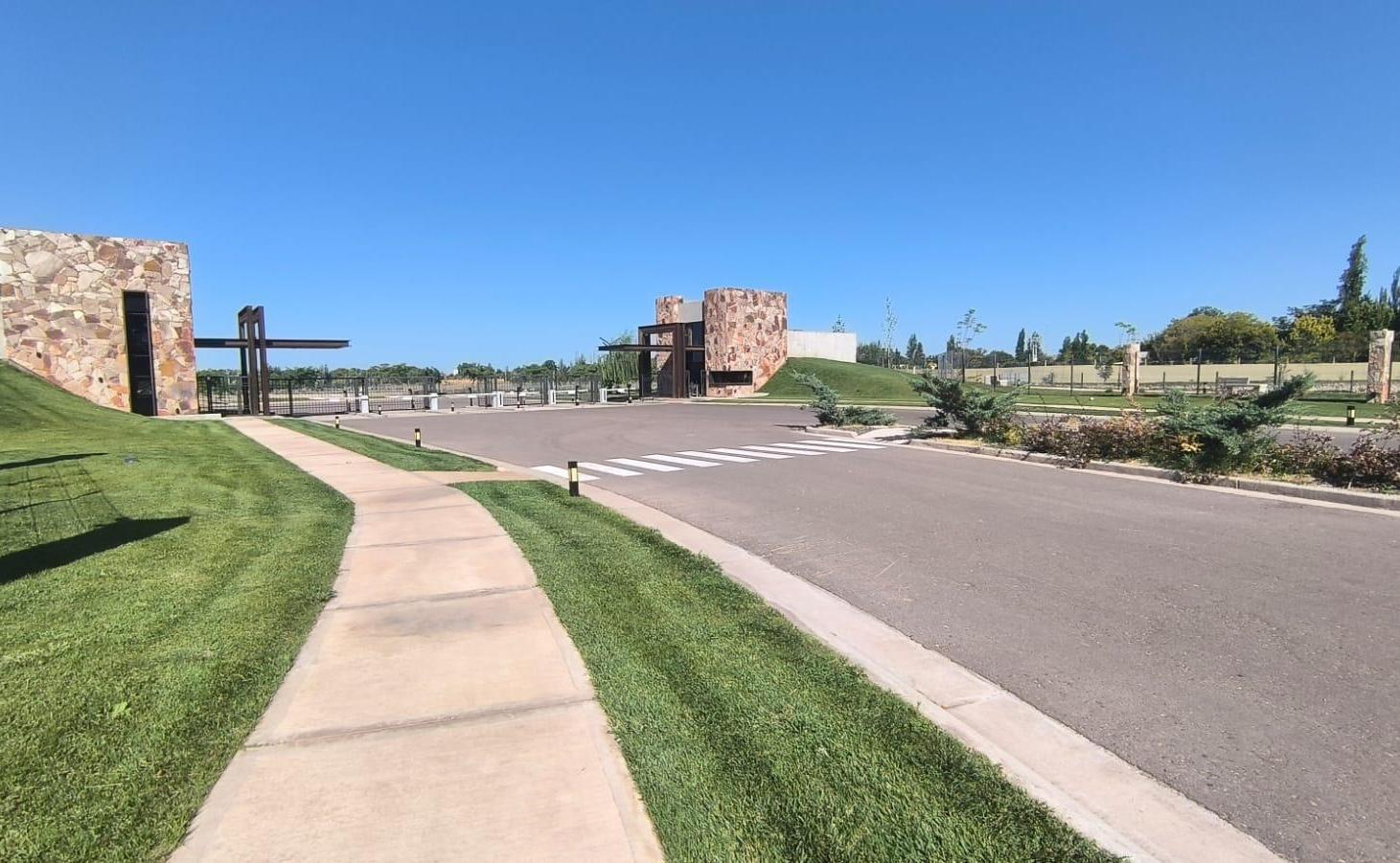 Lote en Venta Cetral 606m2, Barrio QVATTRO VIAMONTE, Luján de Cuyo