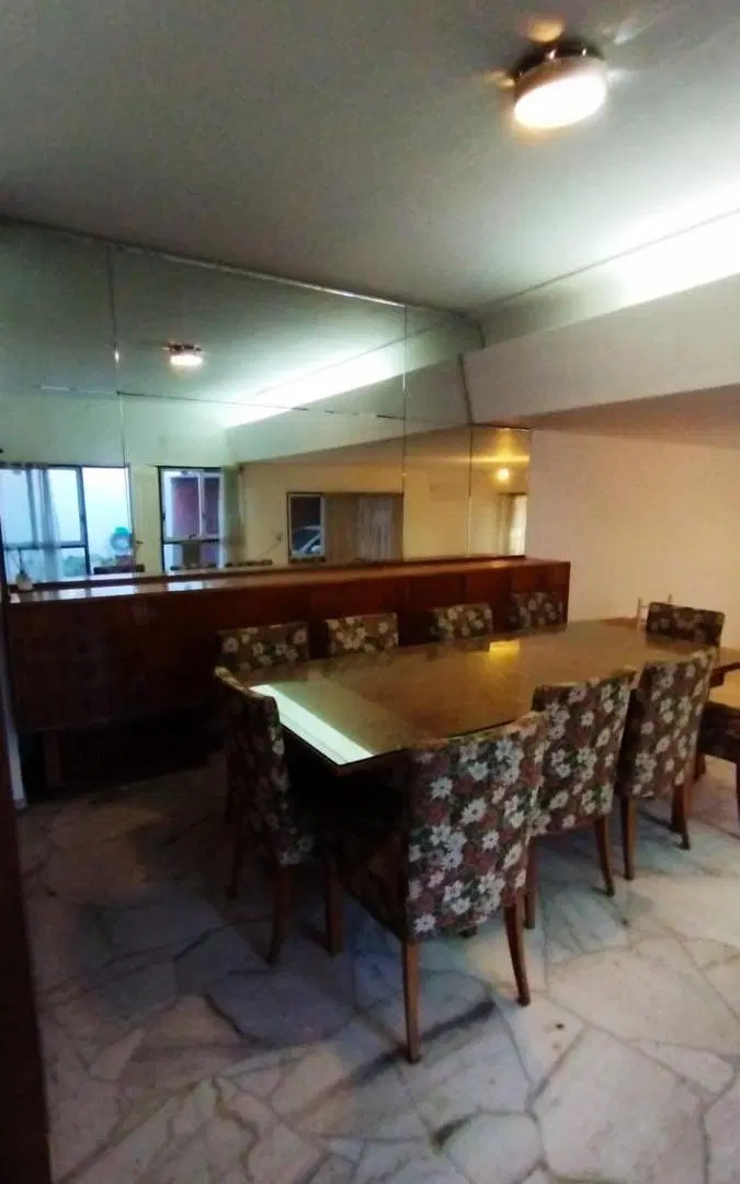 VENTA CASA 4 DORM. EN LA 5TA SECCION A PASOS DEL PARQUE 2