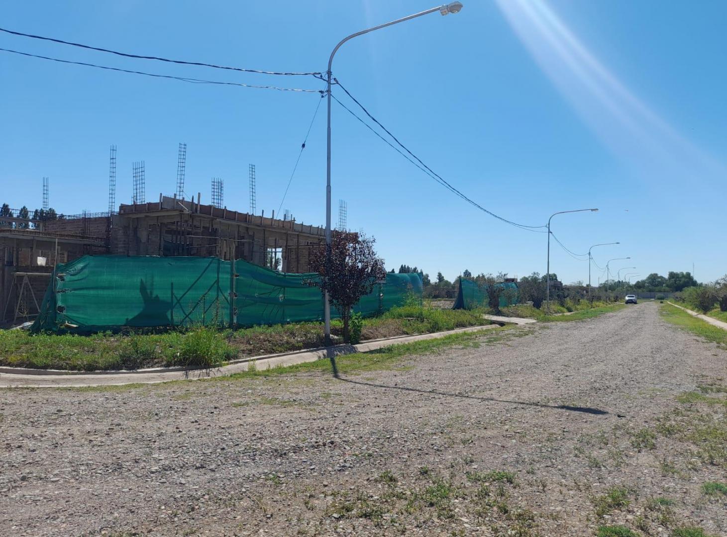 Foto de LOTE EN VENTA BARRIO PIEDRAS DEL SUR - Cruz de Piedra, Maipú, imagen 1