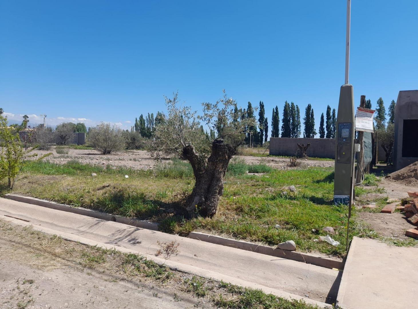 Foto de LOTE EN VENTA BARRIO PIEDRAS DEL SUR - Cruz de Piedra, Maipú, imagen 2
