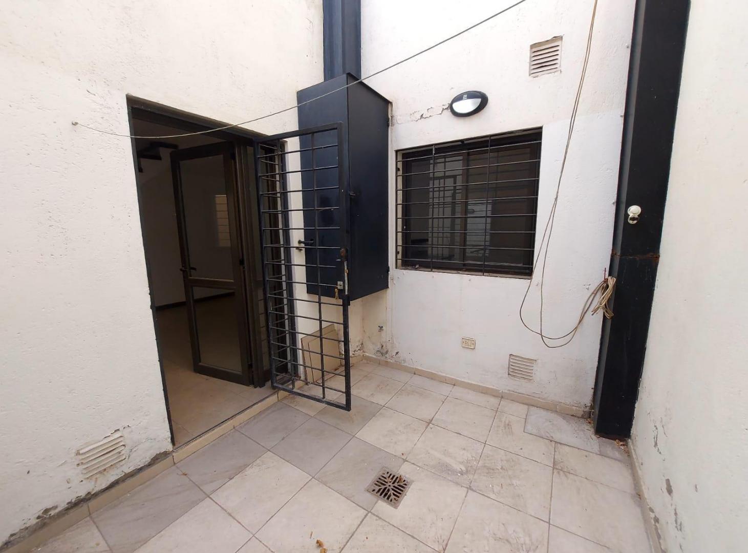 Foto de HERMOSO DUPLEX EN PH, EN EL SOLICITADO B° LOS PARRALES- G CRUZ, imagen 5