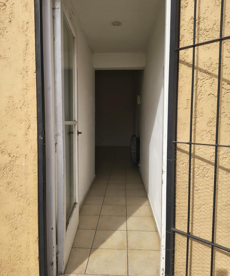 Foto de Departamento en alquiler en Villa Nueva, imagen 2