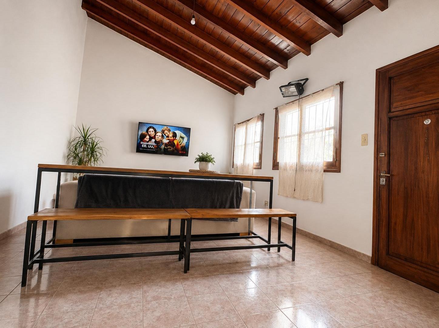 Foto de Oportunidad en Guaymallén - Dorrego | Casa de 3 Dormitorios con Gran, imagen 1