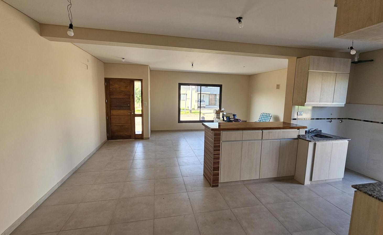 Foto de Venta casas en construcción 3 dorm 2 baños Barrio Privado Vista Oliva, imagen 2