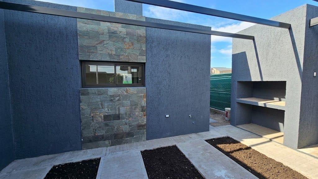 Foto de VENTA CASA B PRIVADO VISTA OLIVA 3 DORM 2 BAÑOS APTA CREDITO, imagen 1