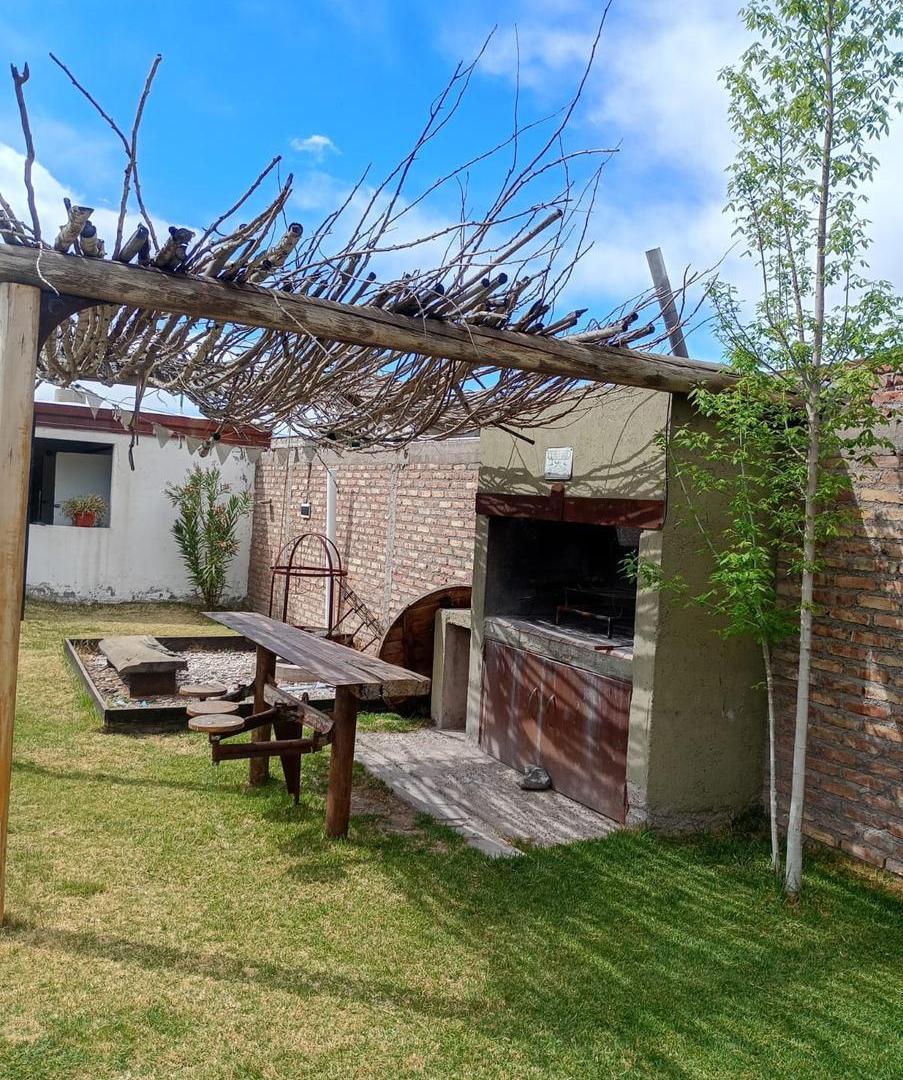 Foto de VENTA QUINCHO SALON CON PILETA Y PARQUE, imagen 5