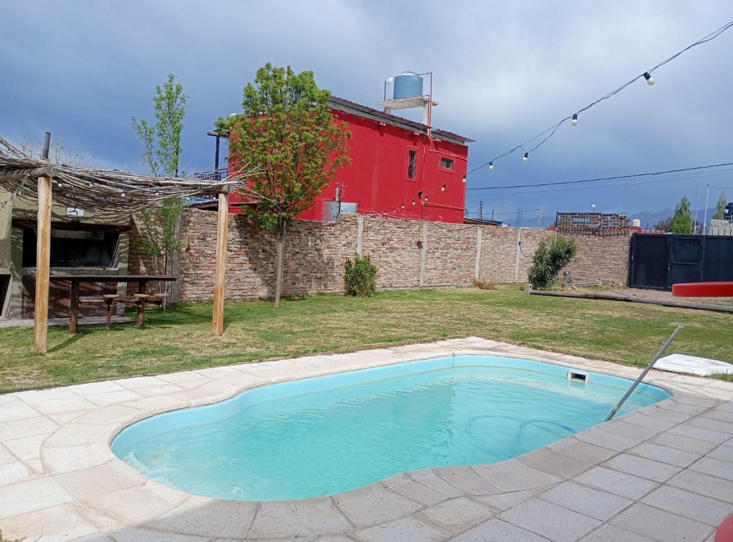Foto de VENTA QUINCHO SALON CON PILETA Y PARQUE, imagen 1
