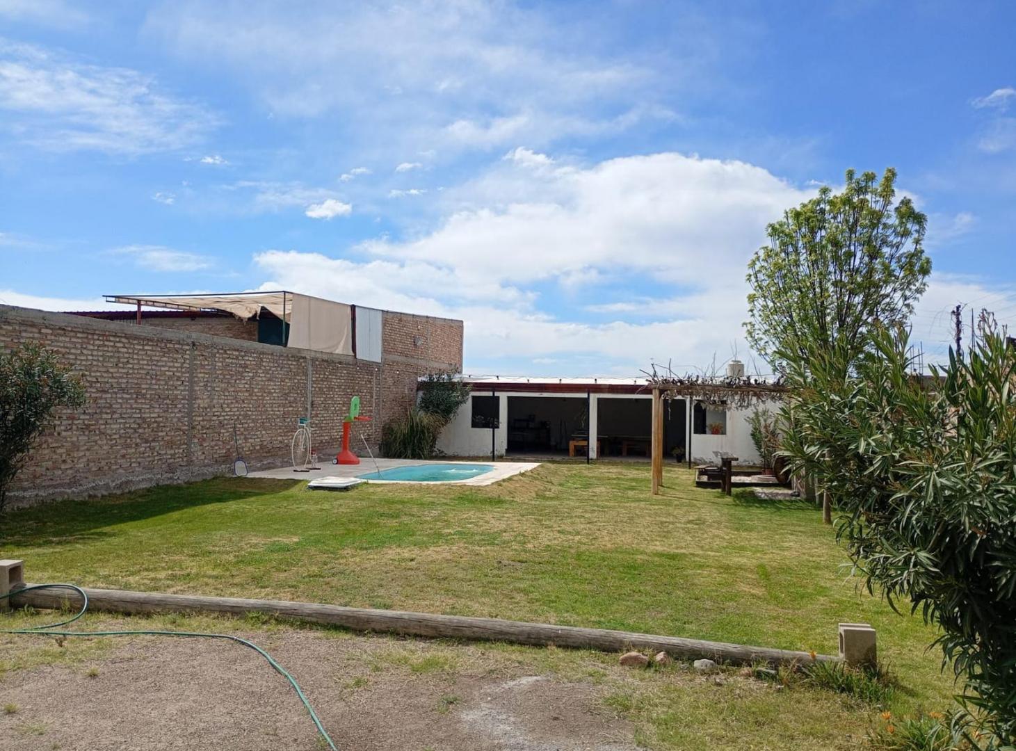Foto de VENTA QUINCHO SALON CON PILETA Y PARQUE, imagen 3